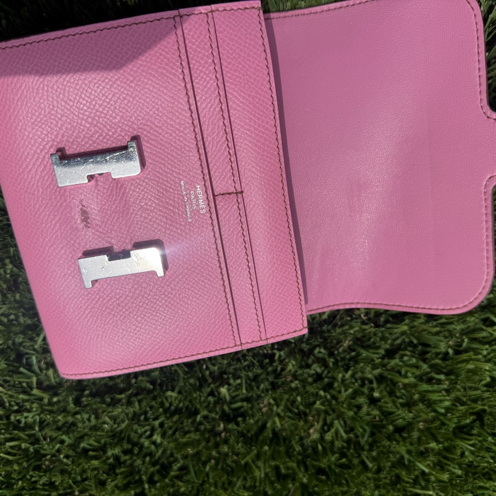 Hermès Constance Compact Wallet in Pink Epsom Leather with Palladium Hardware - Picture 11 of 16